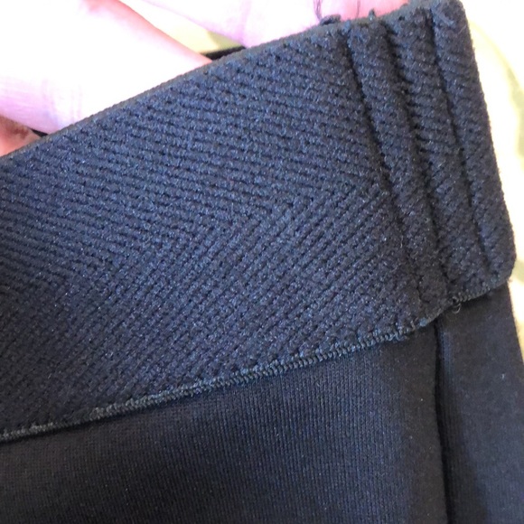 TALBOTS Size 12.P FlatFront PullOn
STRETCH Classic Black Cigarette $119 NEW - Picture 11 of 12